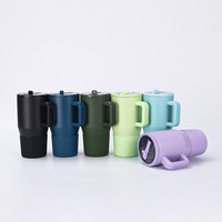 Gobelet isotherme portable en acier inoxydable de 20 oz, couleur unie, pour voiture, avec couvercle, idéal pour la rentrée des classes des enfants