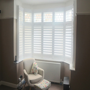 Buon prezzo porte a lamelle in pvc persiane interne in pvc bifold plantation persiane a persiana cava