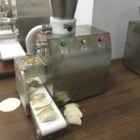Petite machine semi-automatique 110V/220V pour la fabrication de wontons, machine à former les raviolis chinois et les jiaozi, en vente