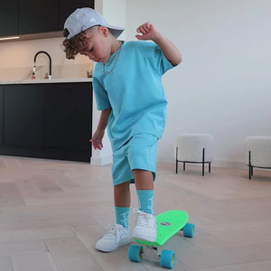 Tenues personnalisées pour enfants en bas âge, garçon et fille, streetwear d'été, t-shirt surdimensionné en coton 100% personnalisé, ensemble short, ensemble de vêtements unisexe pour enfants - Product Image 2