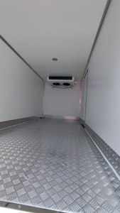 Nouveau <span class=keywords><strong>camion</strong></span> frigorifique Isuzu 100P 4x2 5 tonnes diesel manuel, transport mobile, <span class=keywords><strong>camion</strong></span> frigorifique, <span class=keywords><strong>camion</strong></span> de livraison de crème glacée à <span class=keywords><strong>vendre</strong></span> - Product Image 5
