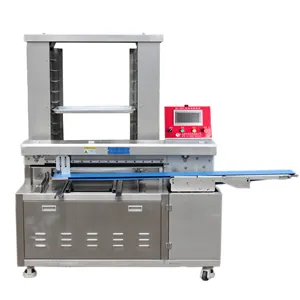 Tray arranging food aligning machine for baked food