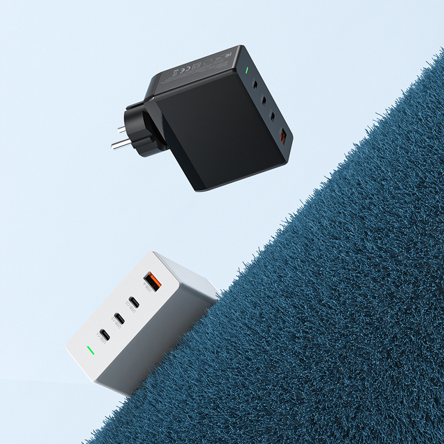 150W GaN Travel Charger for Macbook Laptop for Mobile Phone Super Fast Charging 3 Type C Port PD100W Desktop Portable Charger