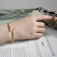 Bracelet jonc torsadé simple et tendance en forme de serpent ouvert pour femme, couleur or rose