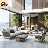 Ensemble de canapés de jardin en rotin tressé moderne, mobilier d'extérieur modulaire sectionnel, table basse, chaise longue, villa, resort, terrasse, cour