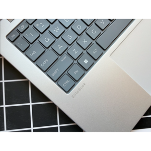 Venta al por Mayor de Portátiles <span class=keywords><strong>HP</strong></span> EliteBook 8 G1i Nuevos de 16 Pulgadas, Color Plateado Metálico, Ultra 7 255UIPS, 32/48 GB, SSD de 1 TB, BT5.3, Huella Dactilar, para Negocios - Product Image 4