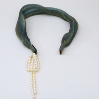 Nouvel arrivage Accessoires de cheveux coréens pour femmes bandeau en perles d'eau douce et de soie dorée pour filles ou femmes