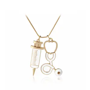 Carino oro medico stetoscopio medico forma di siringa collana serpente catena ago collane con pendente in metallo per gioielli da donna infermiere