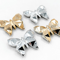 Nouveaux charms en caoutchouc papillon diamantés transfrontaliers 2026, boucles de chaussures amovibles premium en losange et papillon coloré