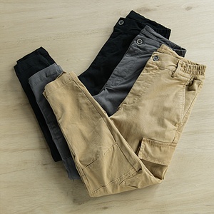 <span class=keywords><strong>Pantalones</strong></span> de trabajo de estilo japonés a la moda para hombre, <span class=keywords><strong>pantalones</strong></span> informales holgados con múltiples bolsillos con solapa para primavera y otoño - Product Image 3