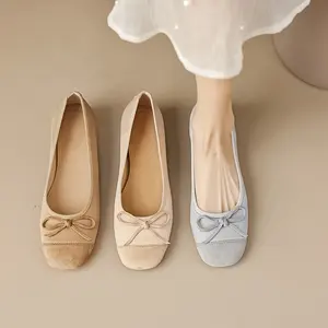 Beautiful Look Women Dress Shoes Walking Square Toe Soft Sole Ballet Shoes Style Women Flat Shoes With Bowknot