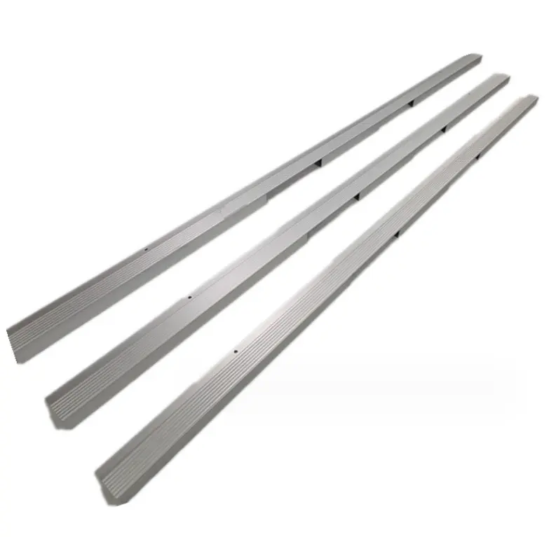 Armoire de panneau de porte en aluminium personnalisée en alliage d'aluminium ligne décorative bord de la barre d'étanchéité profilés en aluminium