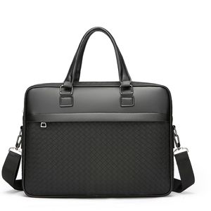 Maletín de Cuero Impermeable Premium para Portátil, con Múltiples Compartimentos de Almacenamiento, para Oficina y Reuniones - Product Image 1