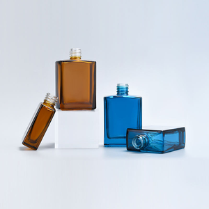 Botella de Vidrio Cuadrada Esmerilada Mate Personalizada con Gotero, 1oz 30ml, Botella Vacía para Suero, Aceite Esencial y Aceite Capilar, 100 Unidades - Product Image 4