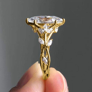 Anello di fidanzamento da donna in oro massiccio 18 carati con topazio, taglio marquise, design a pianta con diamanti incastonati a griffe, gioielleria raffinata - Product Image 6