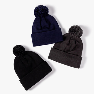 Femmes Hommes Épais Solide <span class=keywords><strong>Noir</strong></span> Uni Blanc <span class=keywords><strong>Bonnet</strong></span> Ribbed Wide Brim Winter Knitted Hat With Yarn Ball Pompom - Product Image 2