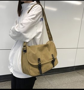 <span class=keywords><strong>Borsa</strong></span> a tracolla in tela resistente Unisex scuola universitaria stile inghilterra stile Vintage Street Workwear Flip Postman <span class=keywords><strong>borsa</strong></span> Messenger - Product Image 3