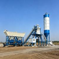 Centrale à béton compacte HZS25 de 25 mètres cubes par heure avec accès par escalier et salle de contrôle