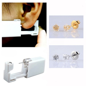 Wholesale Sterile 316L Surgical Steel Catch Zircon <strong>Ear</strong> Stud Disposable <strong>Ear</strong> <strong>Piercing</strong> Unit Safe Easy to Use <strong>Piercing</strong> <strong>Gun</strong> <strong>Kit</strong> - Product Image 2