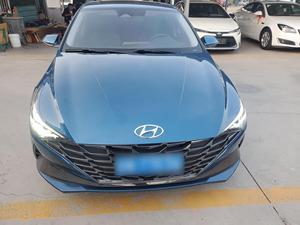 Hyun-dai <span class=keywords><strong>Elantra</strong></span> <span class=keywords><strong>2022</strong></span> de Alta Calidad, 1.5L CVT Edición Premium con Techo Solar y Asiento Eléctrico para Conducción Diaria - Product Image 1
