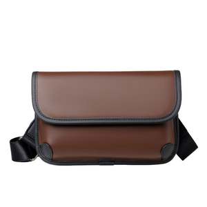 <b>Large</b> Capacity Crocodile Leather Grain PU Waist Bag with Dazzling Logo Pattern New Punk Style Zipper Closure for Outdoor Running - Product Image 4