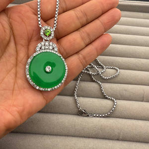 Collar YL con Colgante <span class=keywords><strong>de</strong></span> Jade <span class=keywords><strong>de</strong></span> Imitación <span class=keywords><strong>de</strong></span> Alta Calidad, Jade Helado Incrustado en Acero Inoxidable, Estilo Deportivo Unisex, Cadena <span class=keywords><strong>de</strong></span> Caja - Product Image 6