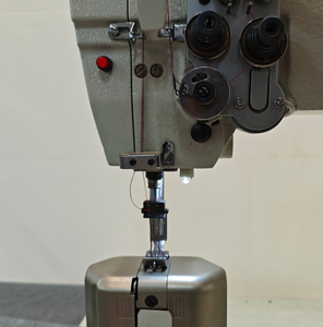 DS-5826 Double Needle Heavy-Duty Industrial Sewing Machine Lockstitch Manual Feed Computerized Motor Manufacturing Plant Metal - Product Image 2