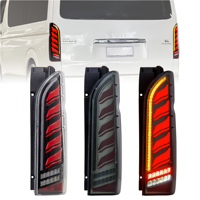 Feu arrière LED fumé pour Toyota Hiace H200 2005-2018 avec clignotant dynamique ambre, feu stop et feu de recul