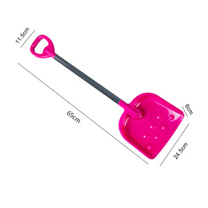 Pelle à neige en plastique avec poignée ergonomique, jouet d'extérieur de grande taille rouge pour enfants et adultes - Product Image 2