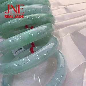 <span class=keywords><strong>Bracciale</strong></span> in Giada Colorata di Grado A, Regalo per la Festa della Mamma, Idea Regalo per Mamma e <span class=keywords><strong>Suocera</strong></span> - Product Image 5
