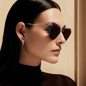 Lunettes de soleil œil de chat coupe diamant sans monture dégradé nuances luxe <span class=keywords><strong>serpent</strong></span> chaîne en métal jambes personnalisé lunettes de soleil transparentes UV400 - Product Image 1