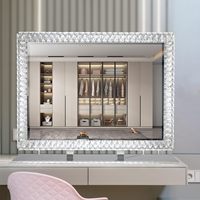 Miroir de Maquillage Carré en Verre Métallique de Luxe avec Écran LED Intelligent et Cristaux – Idéal pour le Maquillage et les Soins Personnels