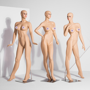 Maniquíes Femeninos de Piel Bronceada con Maquillaje en el Cabeza, en Varias Poses, para Exhibición de Ropa Interior - Product Image 1