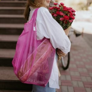 Bolsa de mano suave de RPET de color personalizado, bolsa de malla de nailon reutilizable reciclada, bolsa de compras plegable para almacenamiento de frutas - Product Image 1