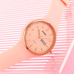 Montre à quartz pour femme, cadran minimaliste avec diamants, bracelet en silicone, montre-bracelet étanche 30M, montre élégante pour robe - Product Image 1