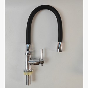 Grifo de Cocina Moderno de ABS <span class=keywords><strong>con</strong></span> un Solo Orificio, Empaquetado <span class=keywords><strong>en</strong></span> Blister, <span class=keywords><strong>con</strong></span> Manija Única, Caño Giratorio y <span class=keywords><strong>Agua</strong></span> Fría - Product Image 2