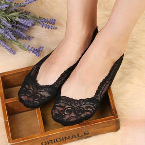 Fabricants Chaussettes bateau invisibles Été Printemps Belles Chaussettes Dames Fancy Lace No Show Chaussettes pour Femmes - Product Image 5