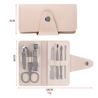 Coffret de Voyage 7 Pièces pour Soins des Ongles en Acier Inoxydable avec Trousse en Cuir pour Manucure et Pédicure – Cadeaux à 1 Dollar