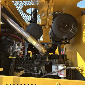 Niveleuse Liugong 4200 d'occasion, 175 CV, chinoise, d'occasion, faible nombre d'heures, bon état de marche, prête à l'exportation - Product Image 5