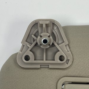 นิสสัน ซันไวเซอร์ 96401-4AT7A สีเบจ ชุดติดตั้งสกรูสำหรับเซ็นทรา 2013-2019 - Product Image 1