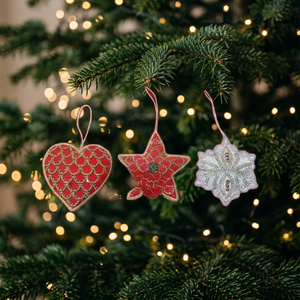 Accessoires de support de sapin de Noël suspendus, broderie Zari moderne, designs variés, Stonecraft International, approvisionnement mondial - Product Image 1