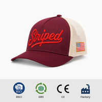 Gorra de Béisbol de 5 Paneles con Bordado 3D Personalizado, Color Crema y Azul Marino, Visera Curva, Logotipo con Letras y Parche de la Bandera de EE. UU., Venta al Por Mayor