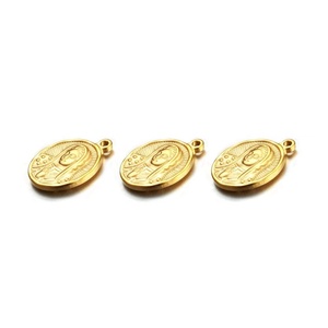 Mecrt Acier Inoxydable <span class=keywords><strong>Vierge</strong></span> Marie <span class=keywords><strong>Pendentif</strong></span> Chrétien Catholique <span class=keywords><strong>Sainte</strong></span> Mère Charmes Notre Dame Accessoires DIY Bijoux - Product Image 4
