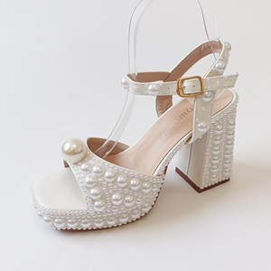 <span class=keywords><strong>Tacchi</strong></span> di perle bianche per donna fibbia con cinturino alla caviglia sandali con tacco di strass Open Toe scarpe da sposa da sera per il matrimonio - Product Image 3