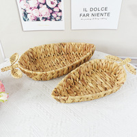 Plateau de rangement ovale en feuilles de jacinthe d'eau naturelle, plateau de service tressé, organisateur de table bohème portable