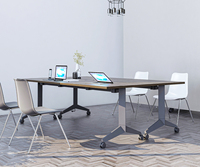 Tables de réunion modulaires pivotantes et inclinables OMNI en acier inoxydable moderne pour bureaux et salles de conférence