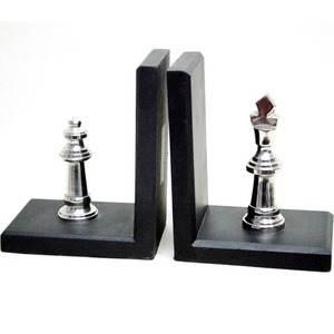 Sujetalibros de Lujo con Diseño de Piezas de Ajedrez, Soporte Decorativo de Madera para Libros, Par de Organizadores Resistentes para Estanterías, Hogar, Oficina, Biblioteca, Escritorio - Product Image 1