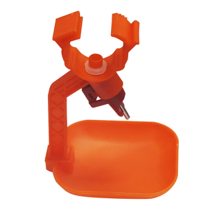 Nouveau distributeur d'eau à tétine de type coupelle U-BEST UBT-003 pour poulets de chair et volailles - Product Image 1
