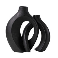 Ensemble de 2 vases creux en céramique pour la décoration intérieure moderne, vases blancs à beignets Boho pour décoration de salon de pièce maîtresse de table