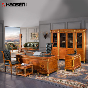 Escritorio Ejecutivo de Cuero Clásico para Oficina Presidencial, Detalles en Hoja de Oro, Tallado Artesanal, Columna Romana, Escritorio de Lujo para Oficina - Product Image 6